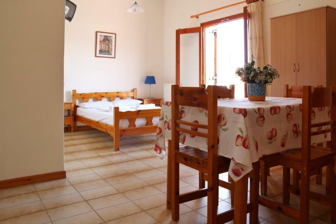Seaview - Selfcatering Apartment - Helen No 2 Xiropigado Extérieur photo