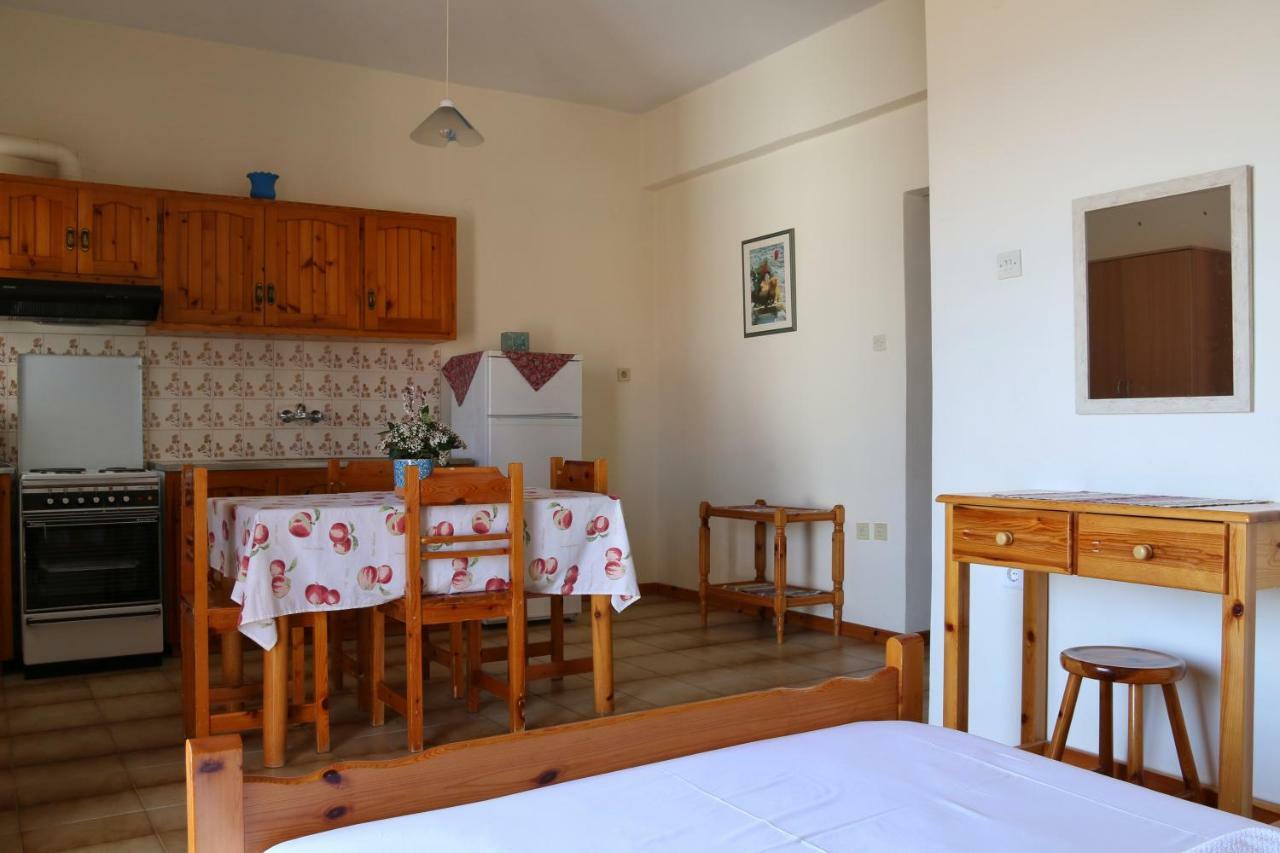 Seaview - Selfcatering Apartment - Helen No 2 Xiropigado Extérieur photo